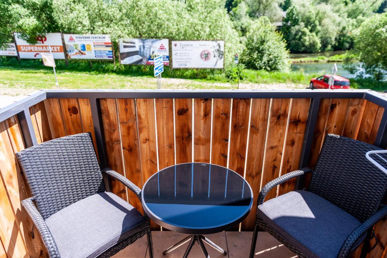 Apartmany Besen Bešeňová Eksteriør bilde
