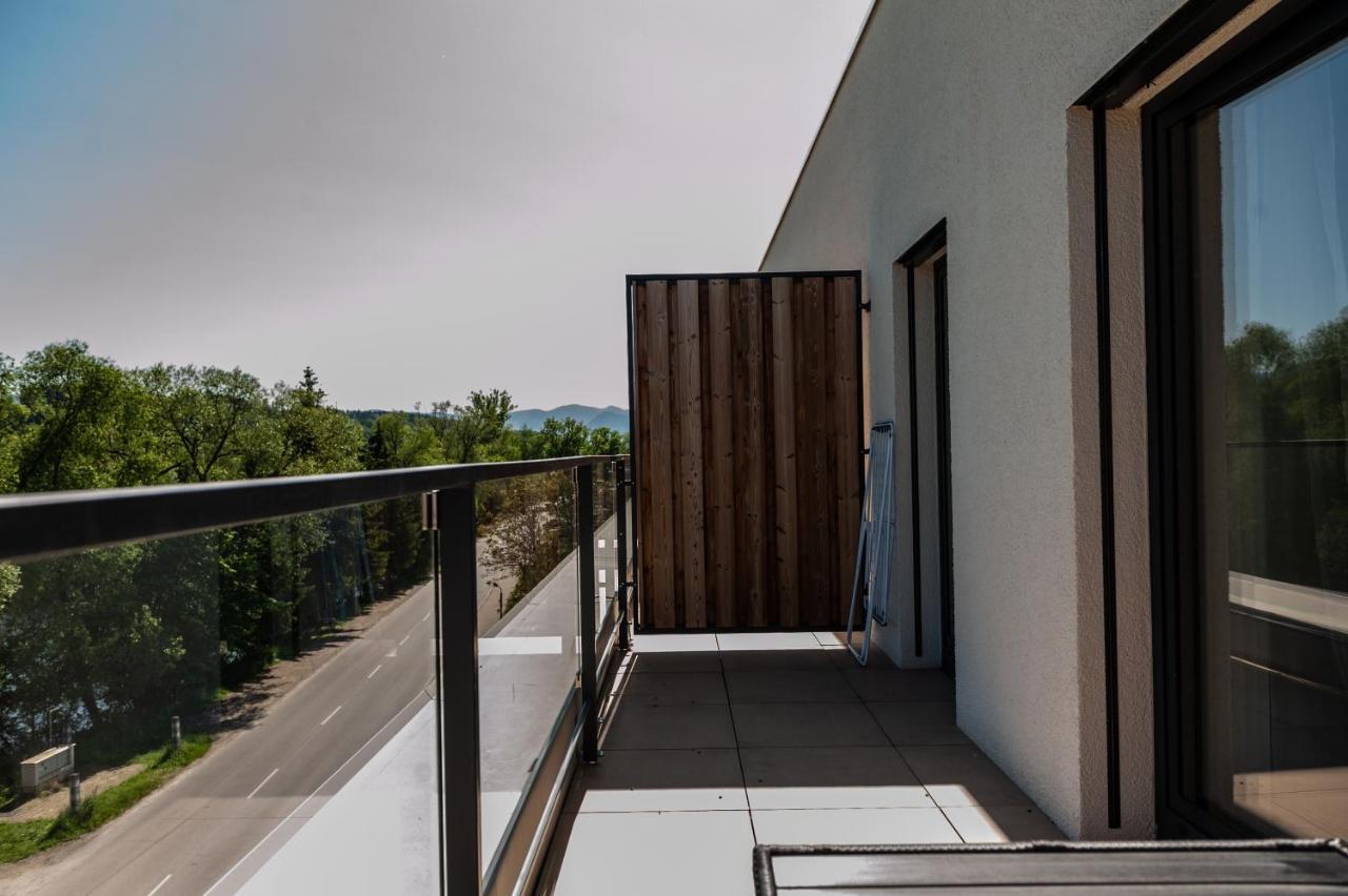 Apartmany Besen Bešeňová Eksteriør bilde