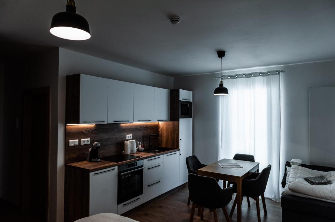 Apartmany Besen Bešeňová Eksteriør bilde