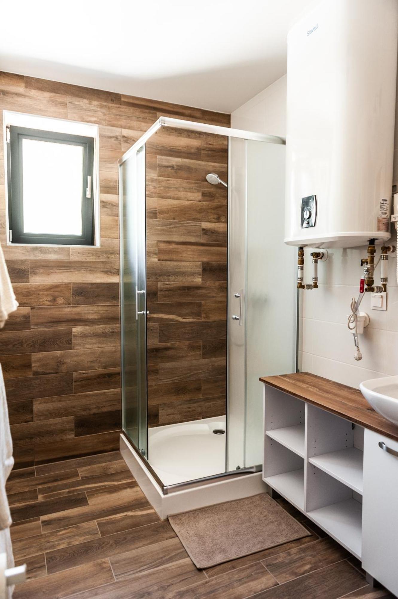 Apartmany Besen Bešeňová Eksteriør bilde