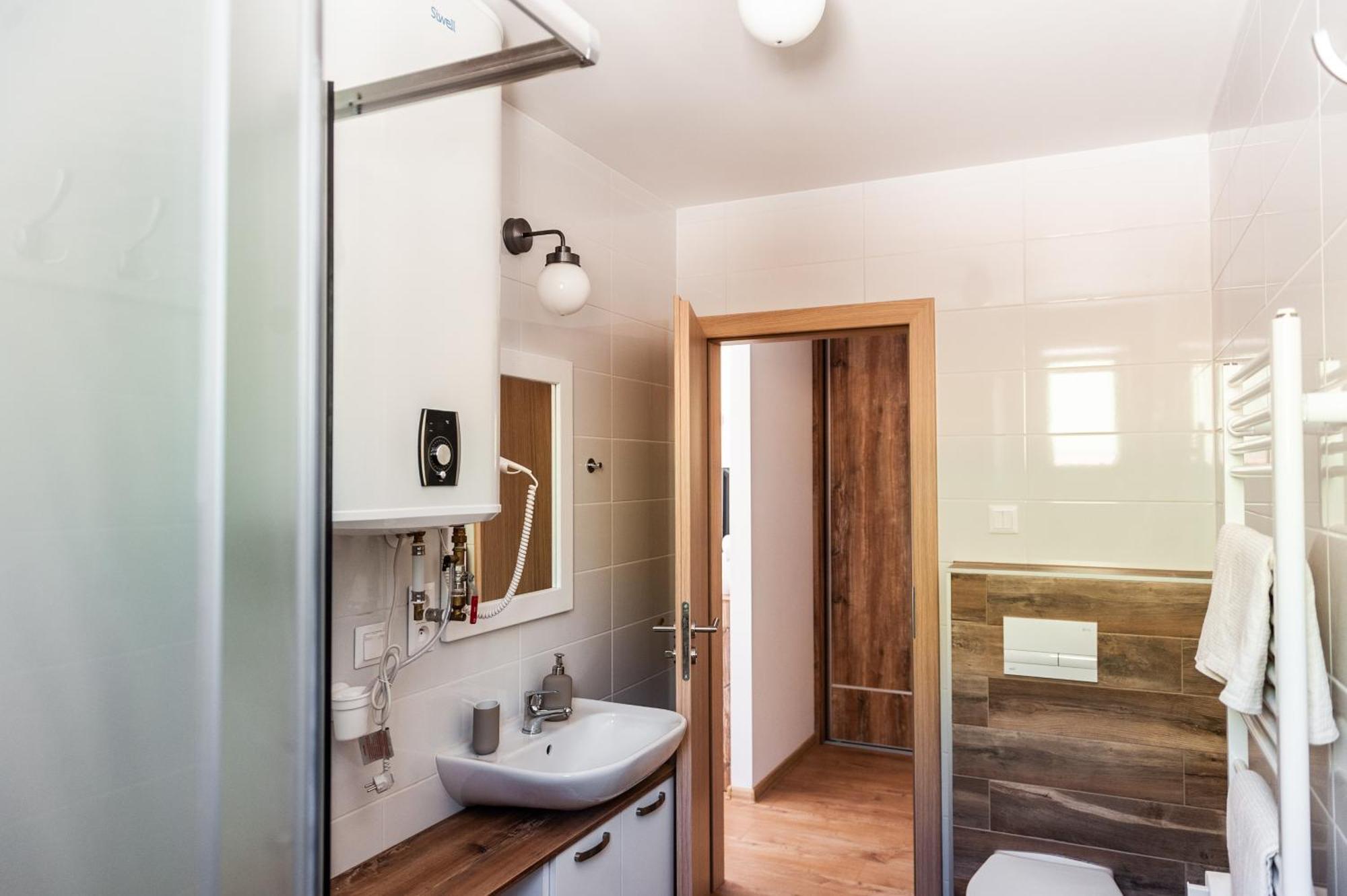 Apartmany Besen Bešeňová Eksteriør bilde