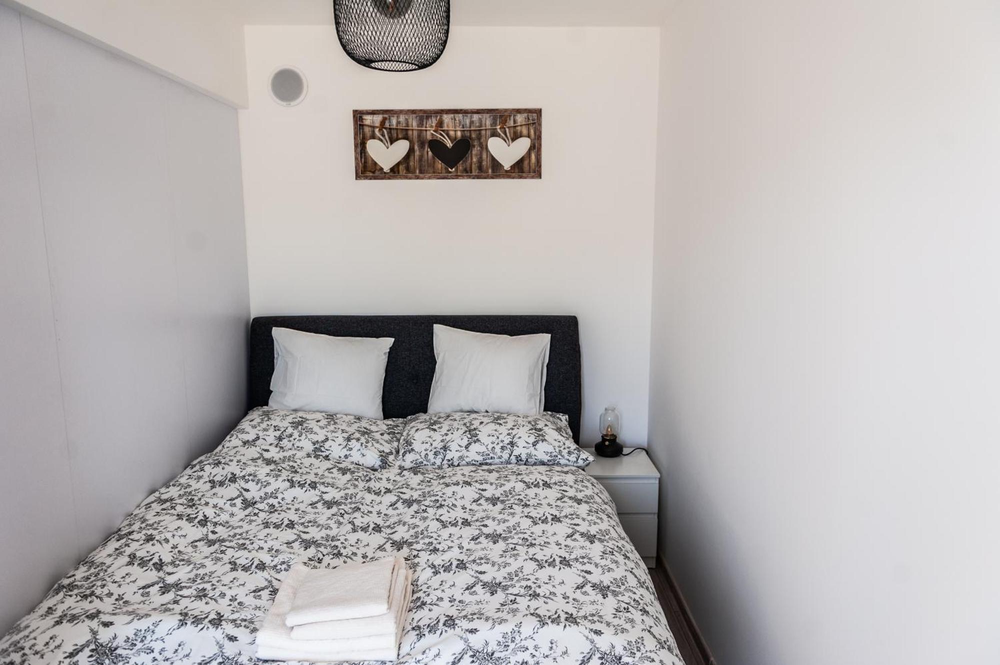 Apartmany Besen Bešeňová Eksteriør bilde